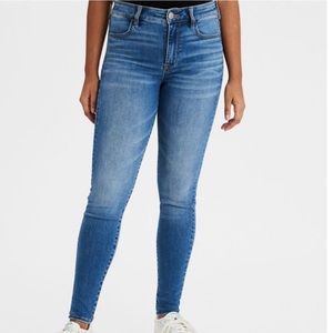 Basic American eagle blue jeans